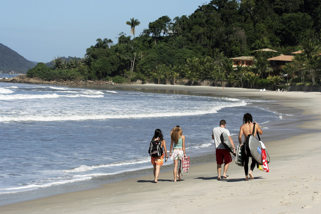 Guarujá concorre em três categorias no Prêmio Top Destinos Turísticos 2025