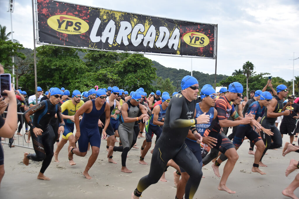 Guarujá celebra encerramento do 18º Sprint Triathlon Santa Cecília TV com grande participação e clima de superação